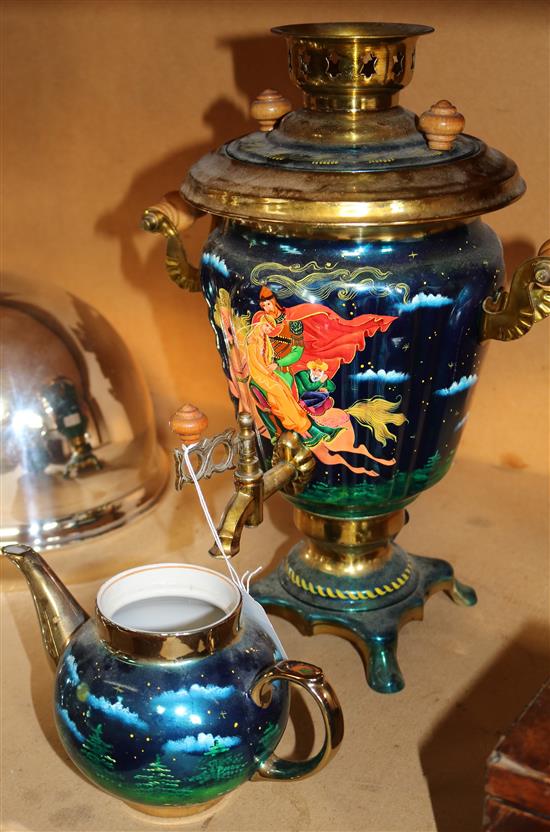 Russian style urn